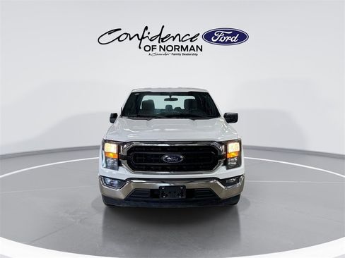 Used 2023 Ford F150 XLT image 2