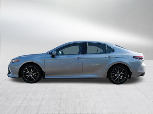 Used 2024 Toyota Camry XLE w/ Protection Package (Q2) (TMS) AWD/4WD image 4