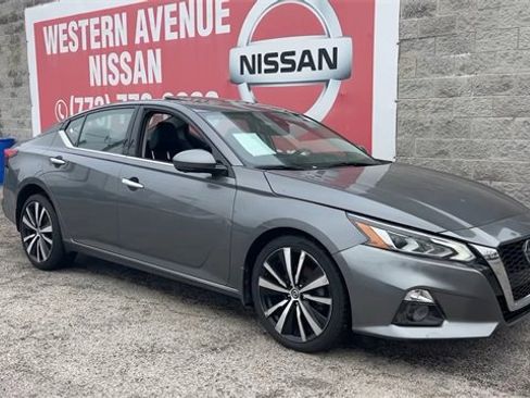 Used 2021 Nissan Altima 2.5 Platinum image 3