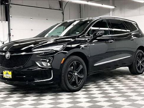 Used 2023 Buick Enclave Essence w/ Experience Buick Package image 12