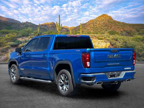 Used 2022 GMC Sierra 1500 Elevation w/ LPO, Elevation Black Package AWD/4WD image 6