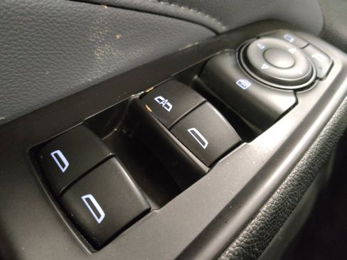 Used 2021 Jeep Cherokee Latitude Plus FWD image 27