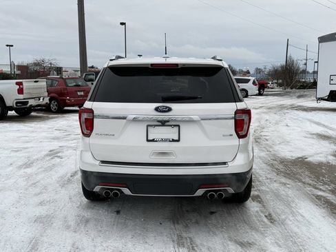 Used 2018 Ford Explorer Platinum image 6
