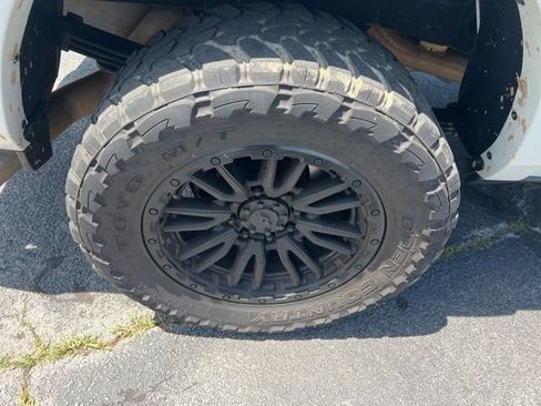 Used 2023 RAM 3500 Limited AWD/4WD image 16