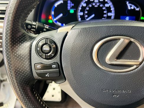Used 2015 Lexus CT 200h w/ Navigation Package image 12