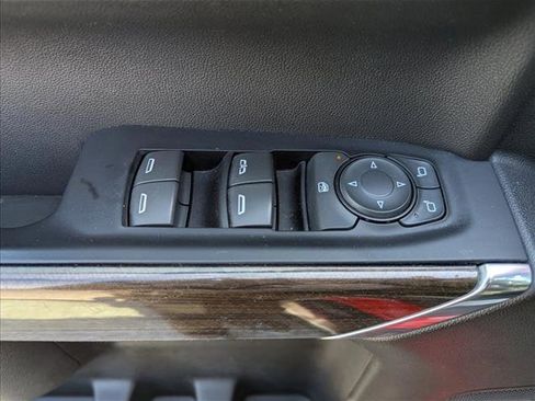 Used 2019 Chevrolet Silverado 1500 LT Trail Boss image 10