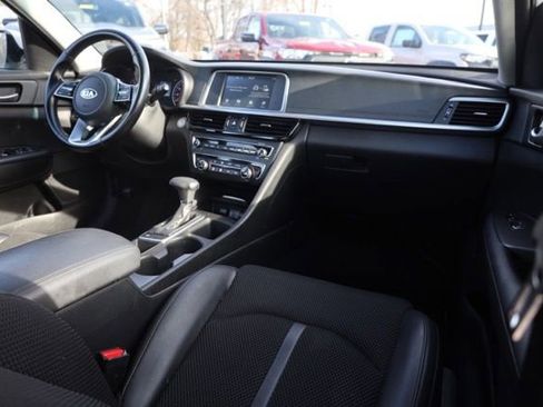 Used 2019 Kia Optima S w/ S Panoramic Sunroof Package image 36