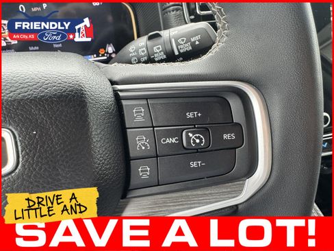 Used 2023 Jeep Wagoneer Series II AWD/4WD image 22