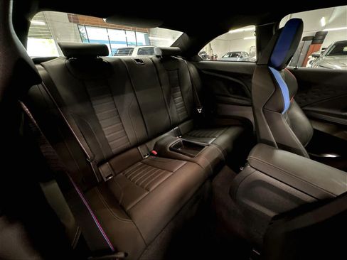 Used 2024 BMW M2 w/ Lighting Package RWD image 28