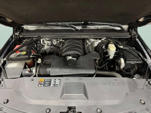 Used 2015 Chevrolet Suburban LTZ image 35