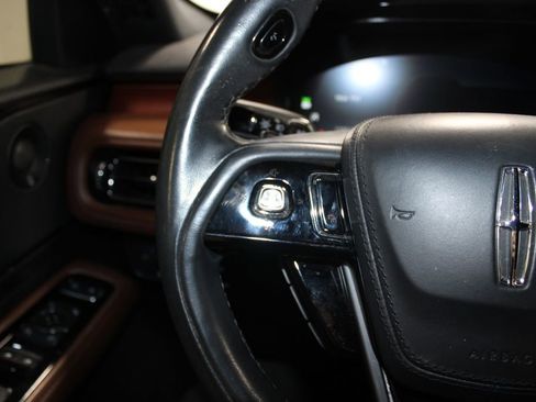 Used 2022 Lincoln Aviator Reserve w/ Equipment Group 201A image 22