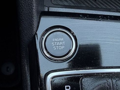 Used 2023 Kia Sportage EX AWD/4WD image 19