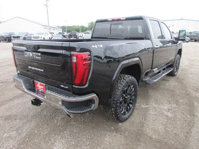New 2026 GMC Sierra 2500 SLT w/ SLT Premium Package