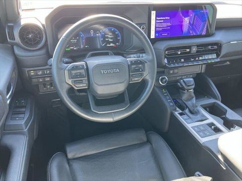 Certified 2024 Toyota Land Cruiser image 17