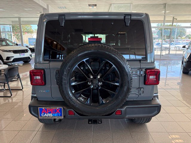 Used 2021 Jeep Wrangler Unlimited Sahara w/ Cold Weather Group AWD/4WD image 4