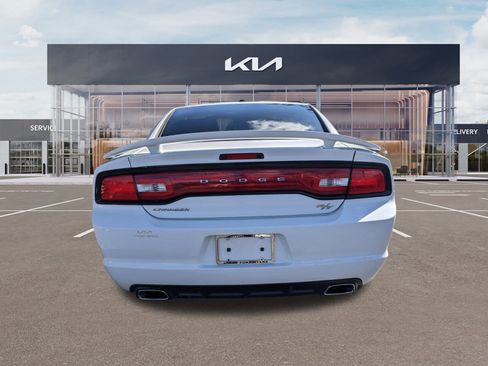 Used 2014 Dodge Charger R/T w/ Blacktop Package image 5
