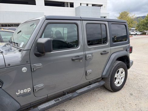 Used 2021 Jeep Wrangler Unlimited Sport AWD/4WD image 6