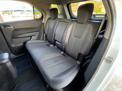 Used 2017 Chevrolet Equinox LT w/ Convenience Package image 20