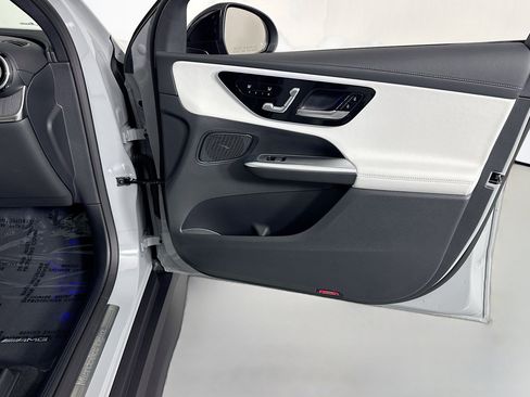 New 2026 Mercedes-Benz GLC 300 image 23