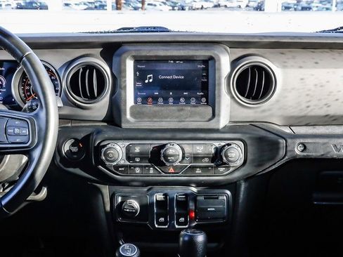 Used 2022 Jeep Wrangler Sport S image 16