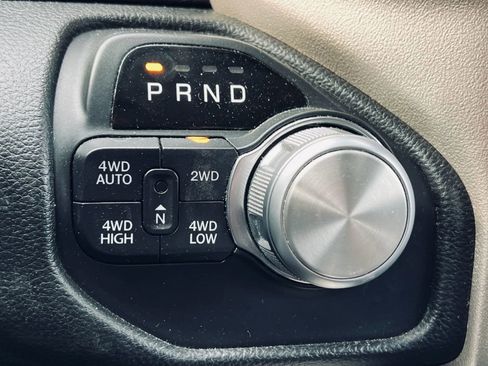 Used 2019 RAM 1500 Laramie image 21