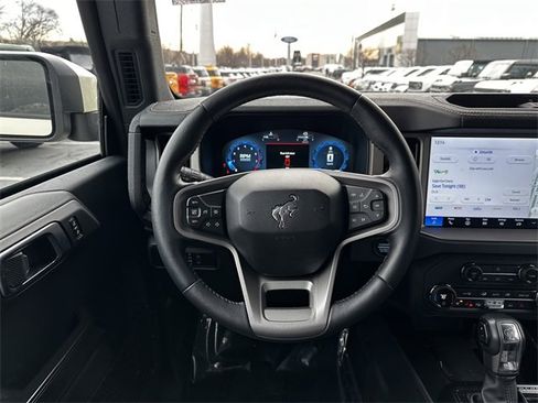 Certified 2025 Ford Bronco Outer Banks image 14