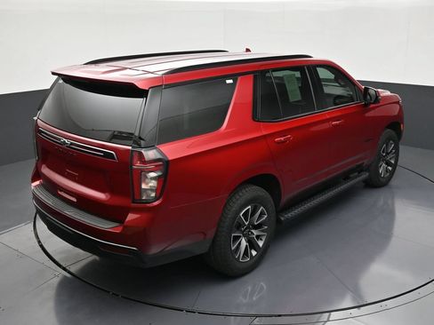 Used 2023 Chevrolet Tahoe Z71 w/ Luxury Package AWD/4WD image 16