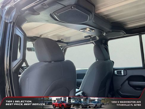 Used 2022 Jeep Wrangler Unlimited Sport AWD/4WD image 31