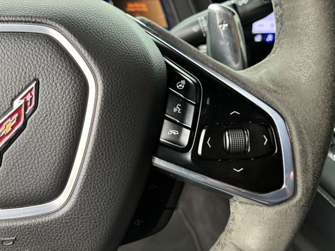 Used 2023 Chevrolet Corvette Stingray Preferred Cpe w/ Z51 Performance Package RWD image 23