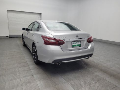 Used 2018 Nissan Altima 2.5 SV image 5