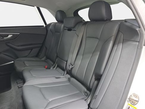 Used 2023 Audi Q8 Premium Plus AWD/4WD image 13