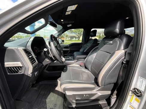 Used 2017 Ford F150 Raptor w/ Equipment Group 802A Luxury AWD/4WD image 14