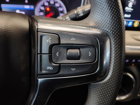 Used 2023 Chevrolet Blazer LT w/ Convenience Package FWD image 6