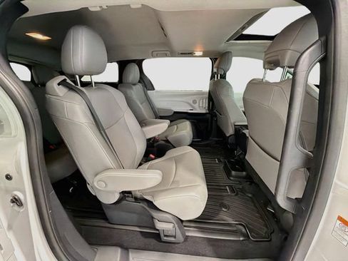 Certified 2026 Toyota Sienna XLE AWD/4WD image 23