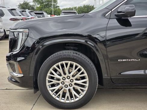 Used 2024 GMC Acadia Denali FWD image 6