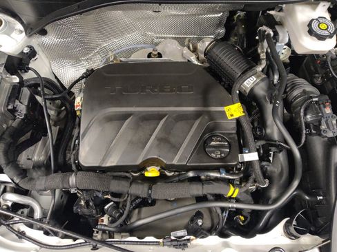 Used 2024 Buick Encore GX Preferred FWD image 30