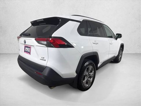 Used 2024 Toyota RAV4 LE AWD/4WD image 3