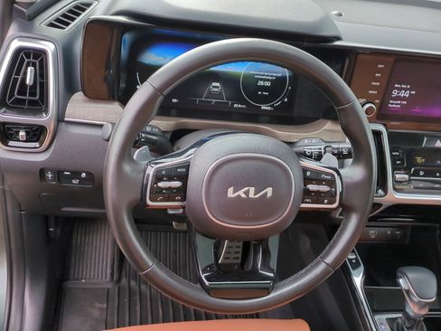 Used 2022 Kia Sorento SX Prestige w/ Rust Color Package image 17