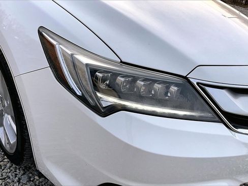 Used 2018 Acura ILX Premium Package image 27