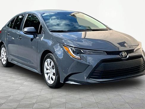 Used 2024 Toyota Corolla LE FWD image 3