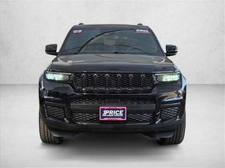 Used 2023 Jeep Grand Cherokee L Laredo AWD/4WD video 2