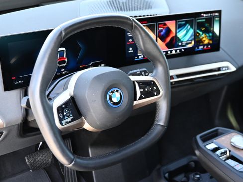 Certified 2024 BMW iX xDrive50 w/ Premium Package image 20