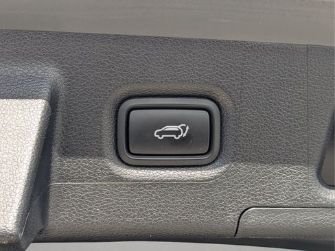 Used 2021 Hyundai Santa Fe Limited FWD image 15