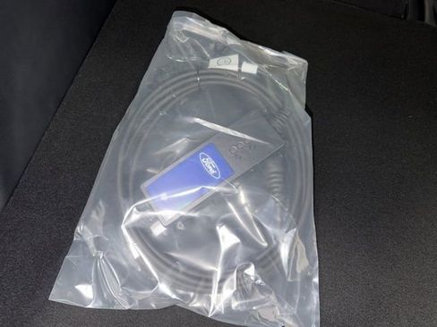 New 2026 Ford Escape SE w/ PHEV Premium Package image 39