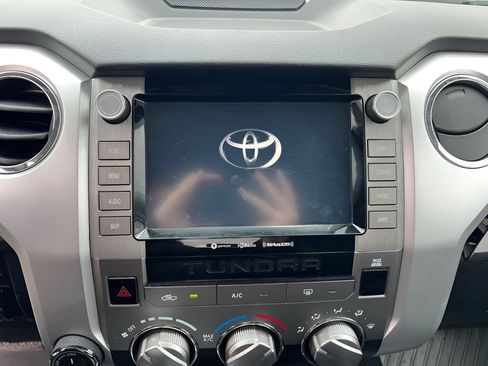 Used 2021 Toyota Tundra SR5 AWD/4WD image 16