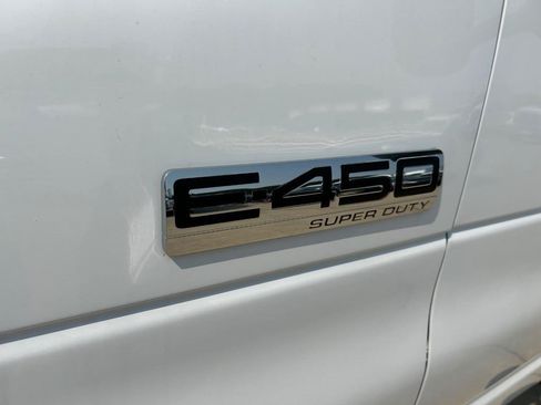 New 2025 Ford E-450 and Econoline 450 Super Duty w/ Ambulance Prep Package RWD image 10