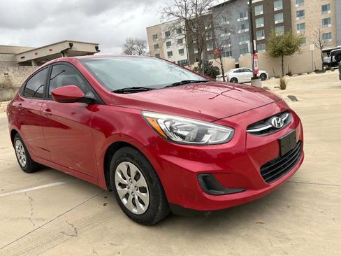 Used 2016 Hyundai Accent SE image 10