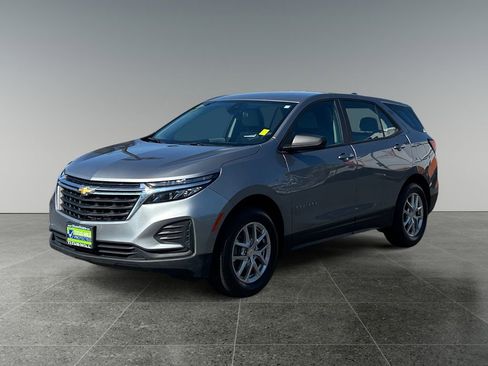 Certified 2023 Chevrolet Equinox LS image 3