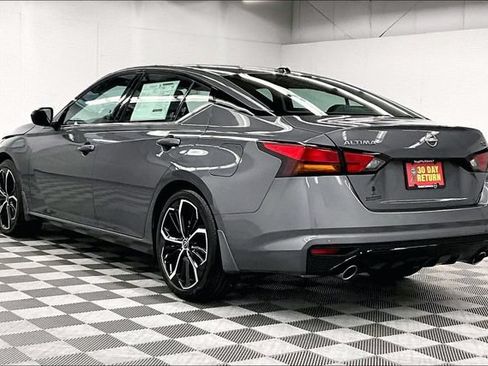 New 2026 Nissan Altima 2.5 SR FWD image 4