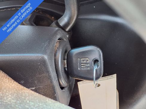 Used 2017 Chevrolet Express 2500 RWD image 28
